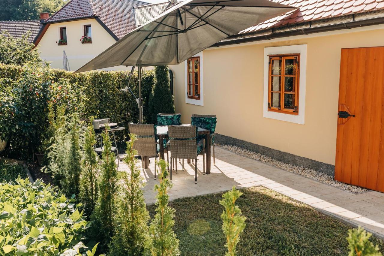 Stekner House Apartma Ljubno Buitenkant foto